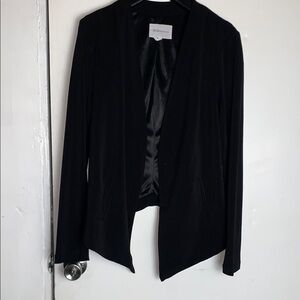 BCBGMaxAzria Black Blazer with Lapel Collar and Open Front